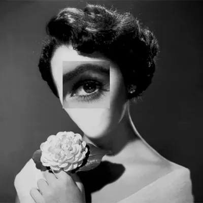 Eerie looping animation of a 3D monolith-cube replacing Elizabeth Taylor's face.